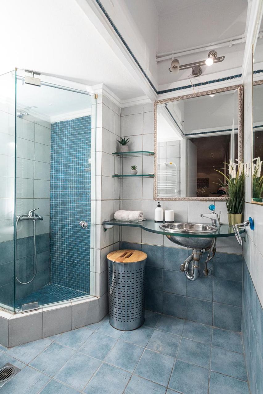 Houseloft Rotonda Lodging Солун Екстериор снимка