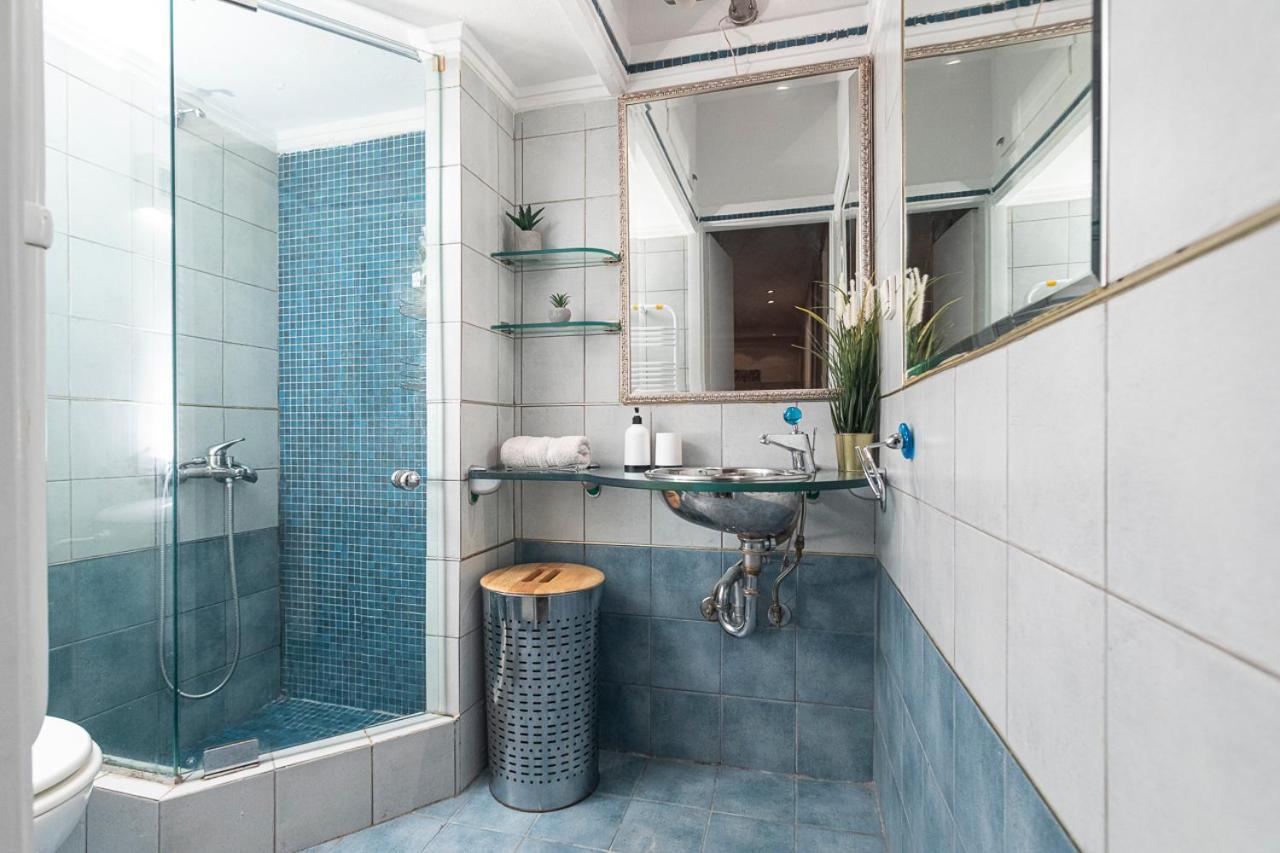 Houseloft Rotonda Lodging Солун Екстериор снимка